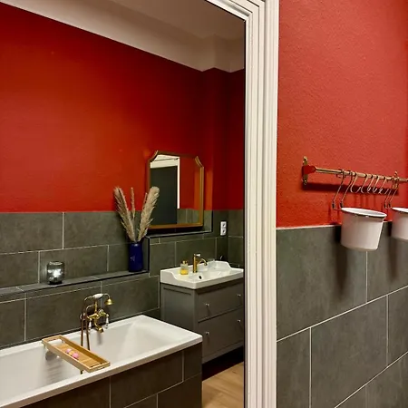 Luxury 5br - Chic & Spacious - Families Apartment Oldenburg
