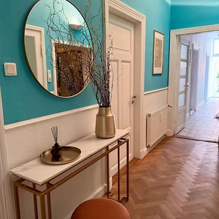 Apartment Luxury 5br | Chic & Spacious | Families Oldenburg