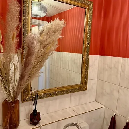 Apartment Luxury 5br | Chic & Spacious | Families