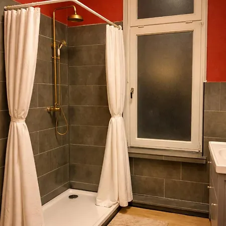 Luxury 5br | Chic & Spacious | Families Apartment Oldenburg